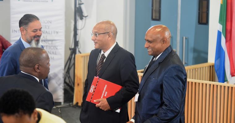 OLIVER METH | Madlanga commission: what if the hitman wears a police uniform?