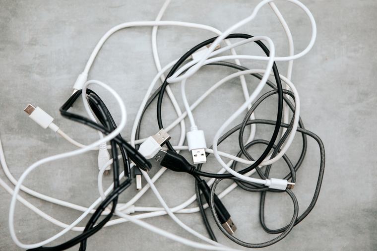 10 Unnecessary things you should stop keeping in your home