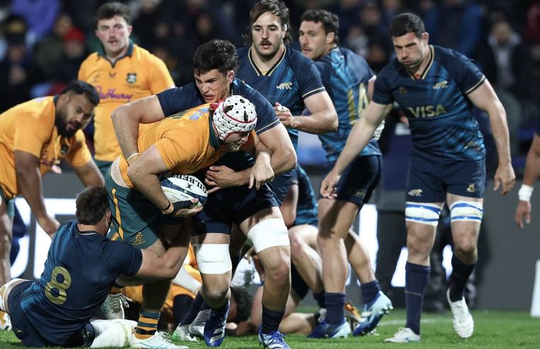 Wallabies blow golden opportunity