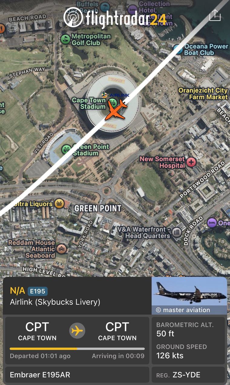 Watch: Low-flying Airlink aeroplanes over Cape Town Stadium